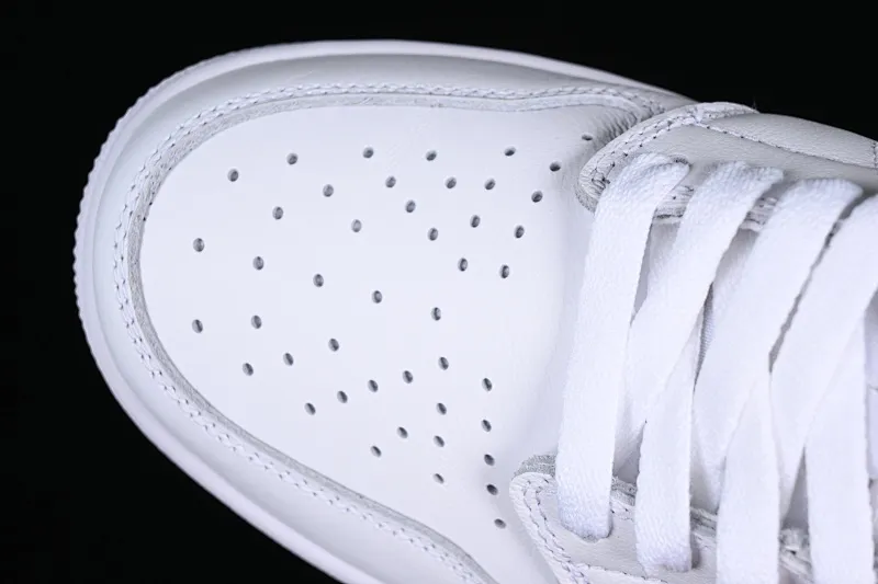 All categories Air Jordan Jordan series basketball shoes Air Jordan 1 Low G version pure original Air Jordan 1 Low OG "Shattered Backboard" AJ1 Joe 1 customized version white buckle shredded full head layer low-top basketball shoes CZ0790-100